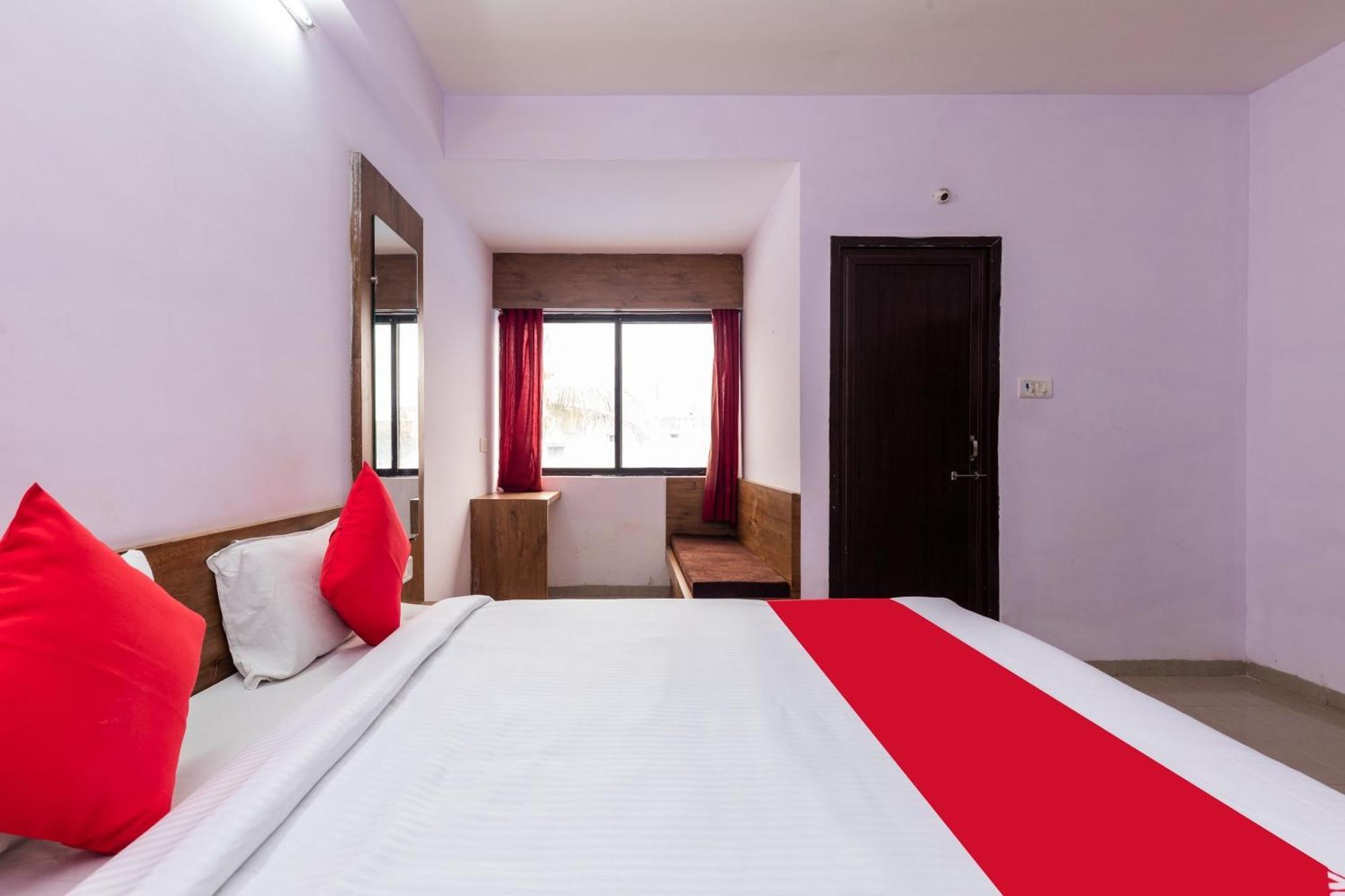 Collection O Prince Palace Ratlam Bagian luar foto
